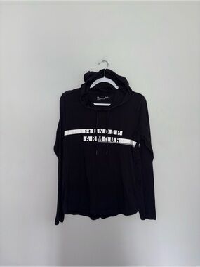 Under Armour | Black Hooded Longsleeve